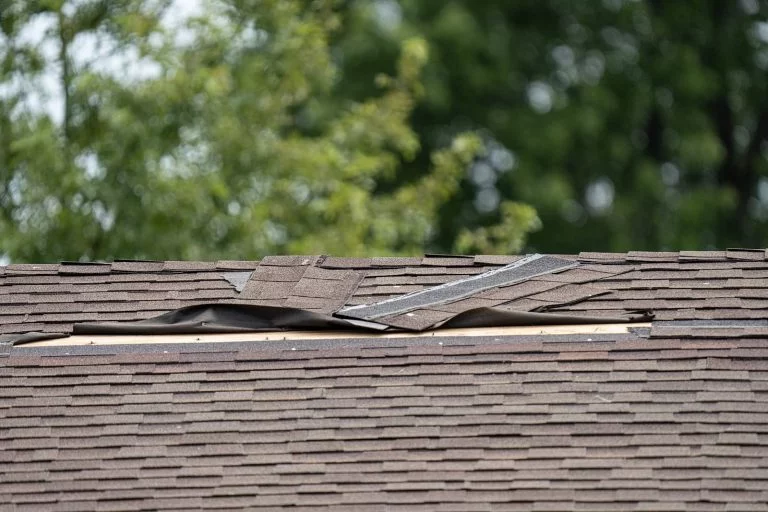 How to Get Homeowners Insurance with an Old Roof