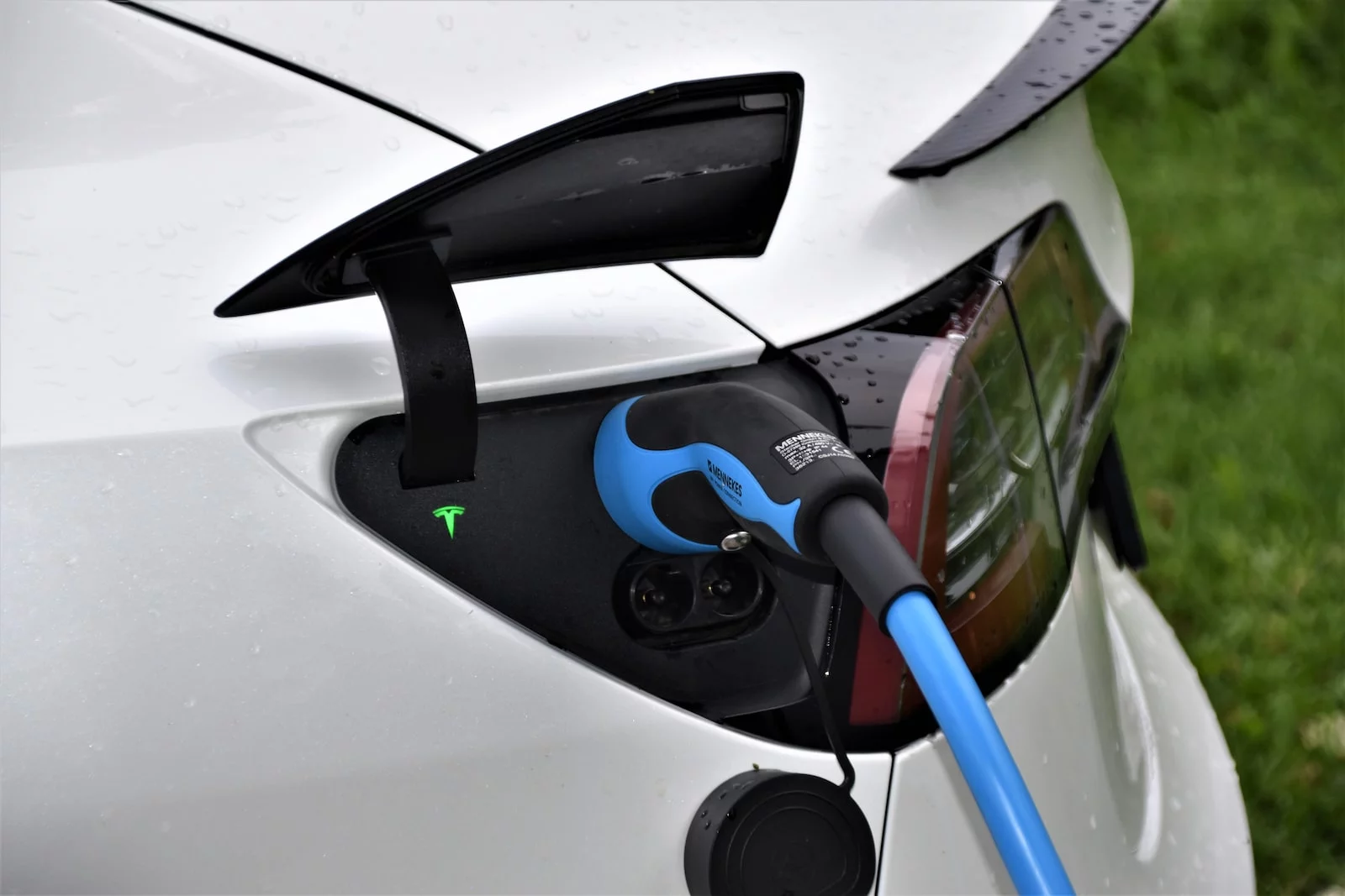 What You Need To Know About Electric Car Insurance: