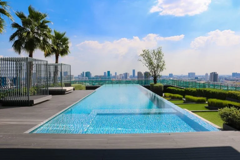 Above-Ground vs. In-Ground Pools: What’s the Best Option?